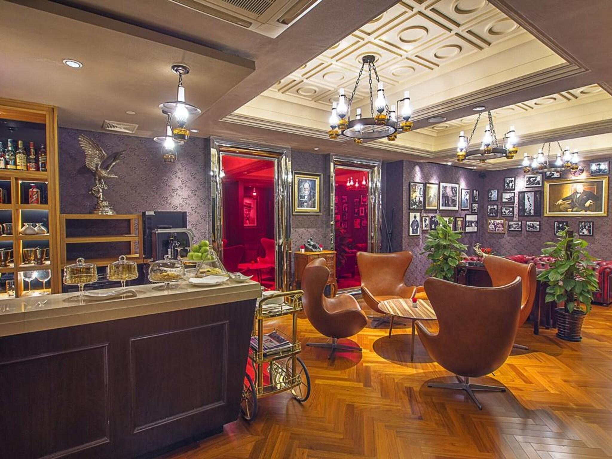 Bar/Salón Sunrise on the Bund