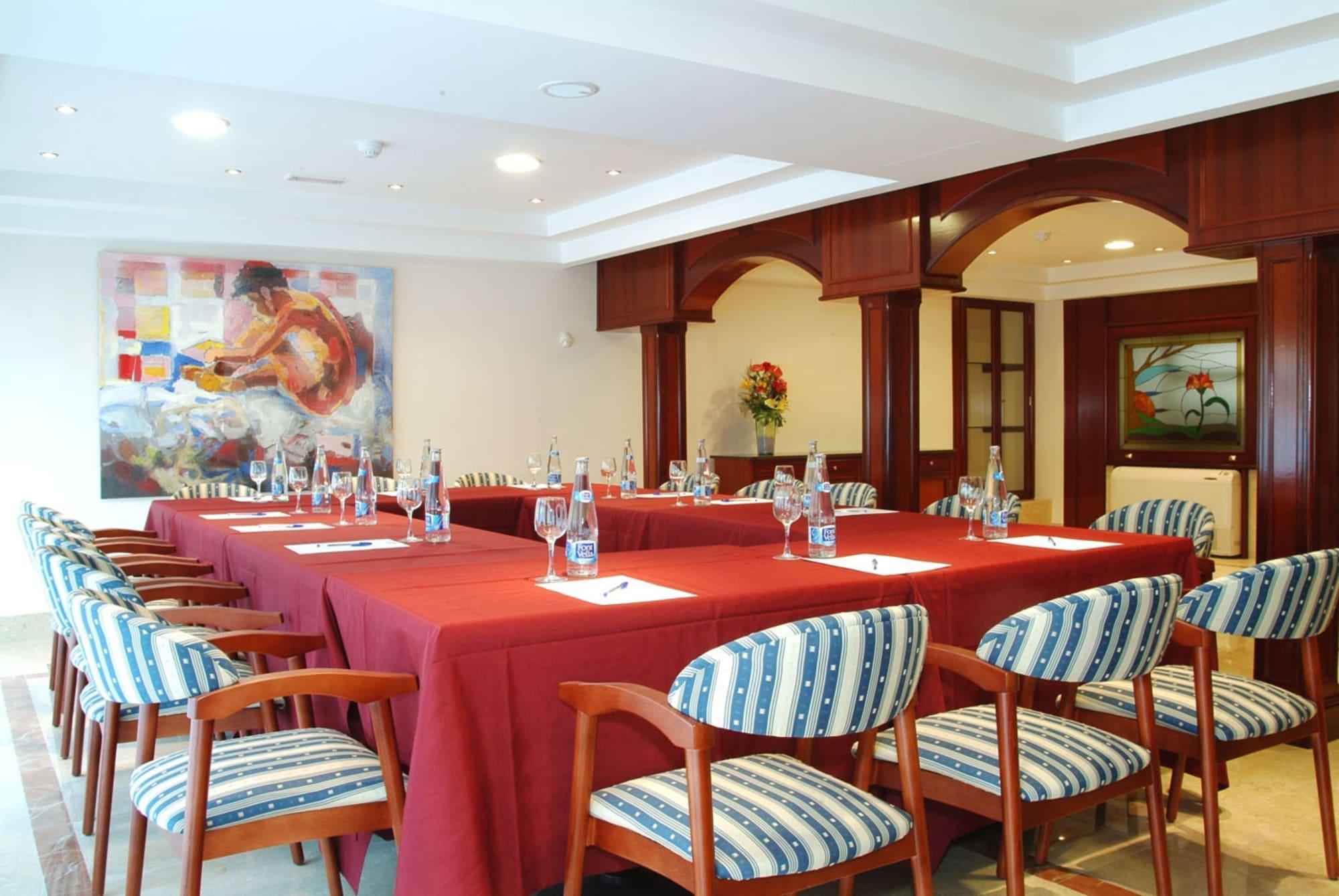 Sala de Reuniones Hotel Gran Legazpi
