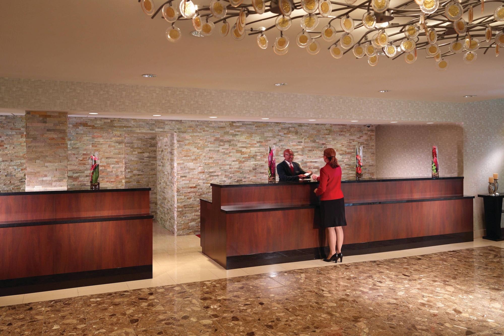 Vista Lobby Atlanta Airport Marriott