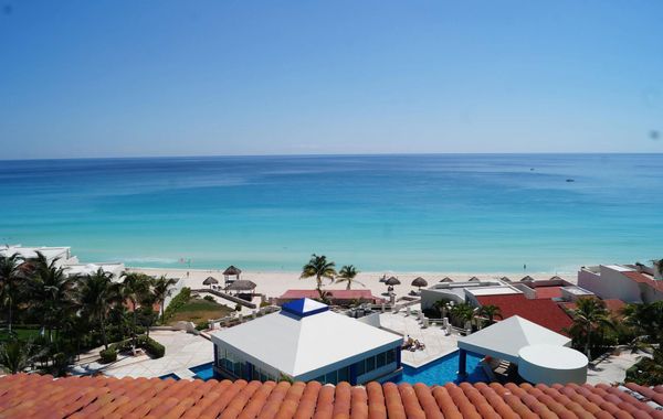 Solymar Beach Resort - Hoteles en Zona Hotelera de Cancún