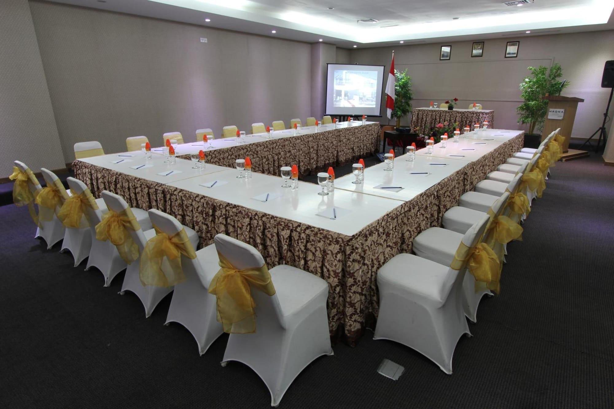 Sala de Reuniones FOX Hotel Gorontalo