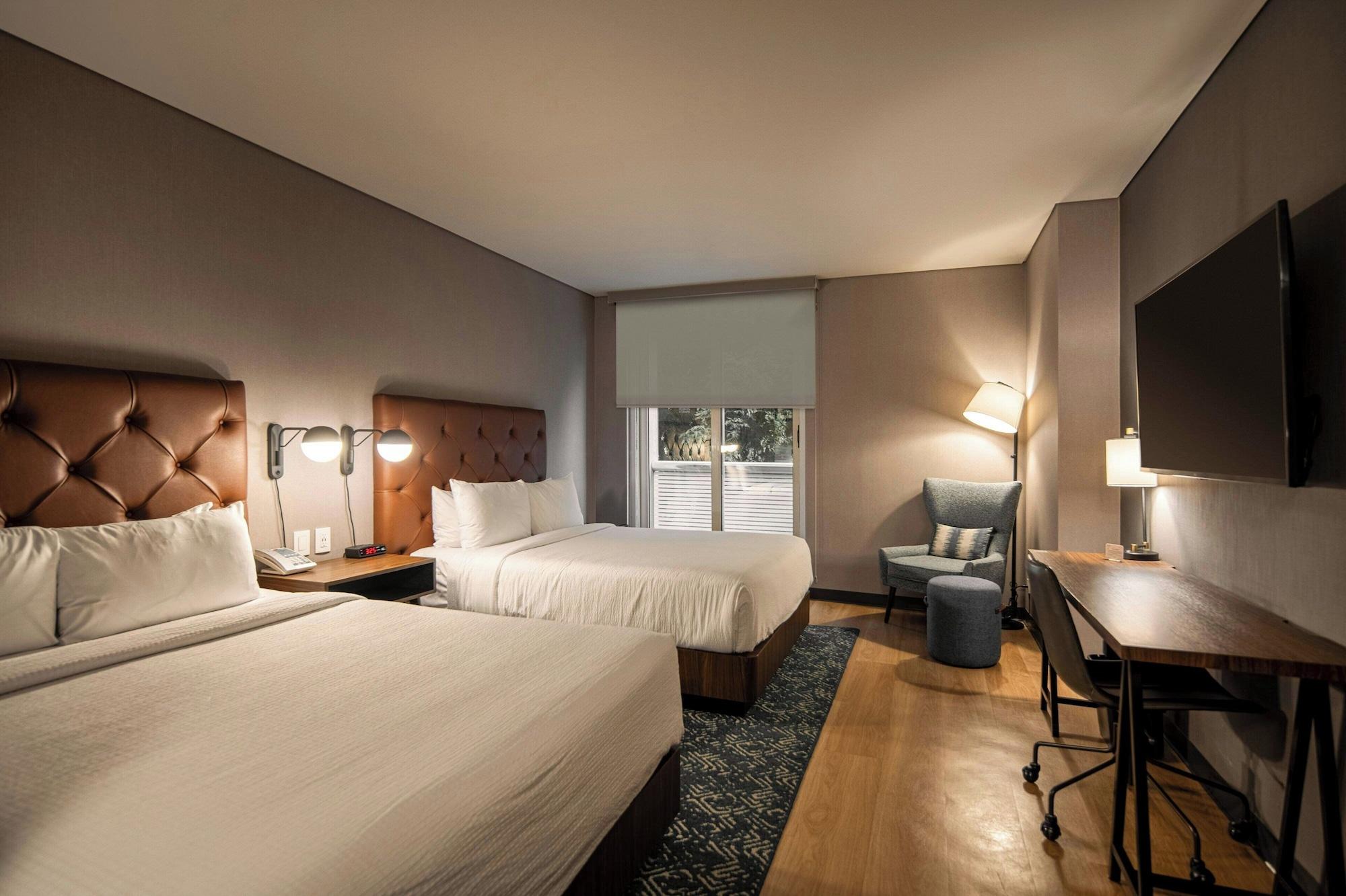 Vista Exterior Four Points by Sheraton Mexico City, Colonia Roma