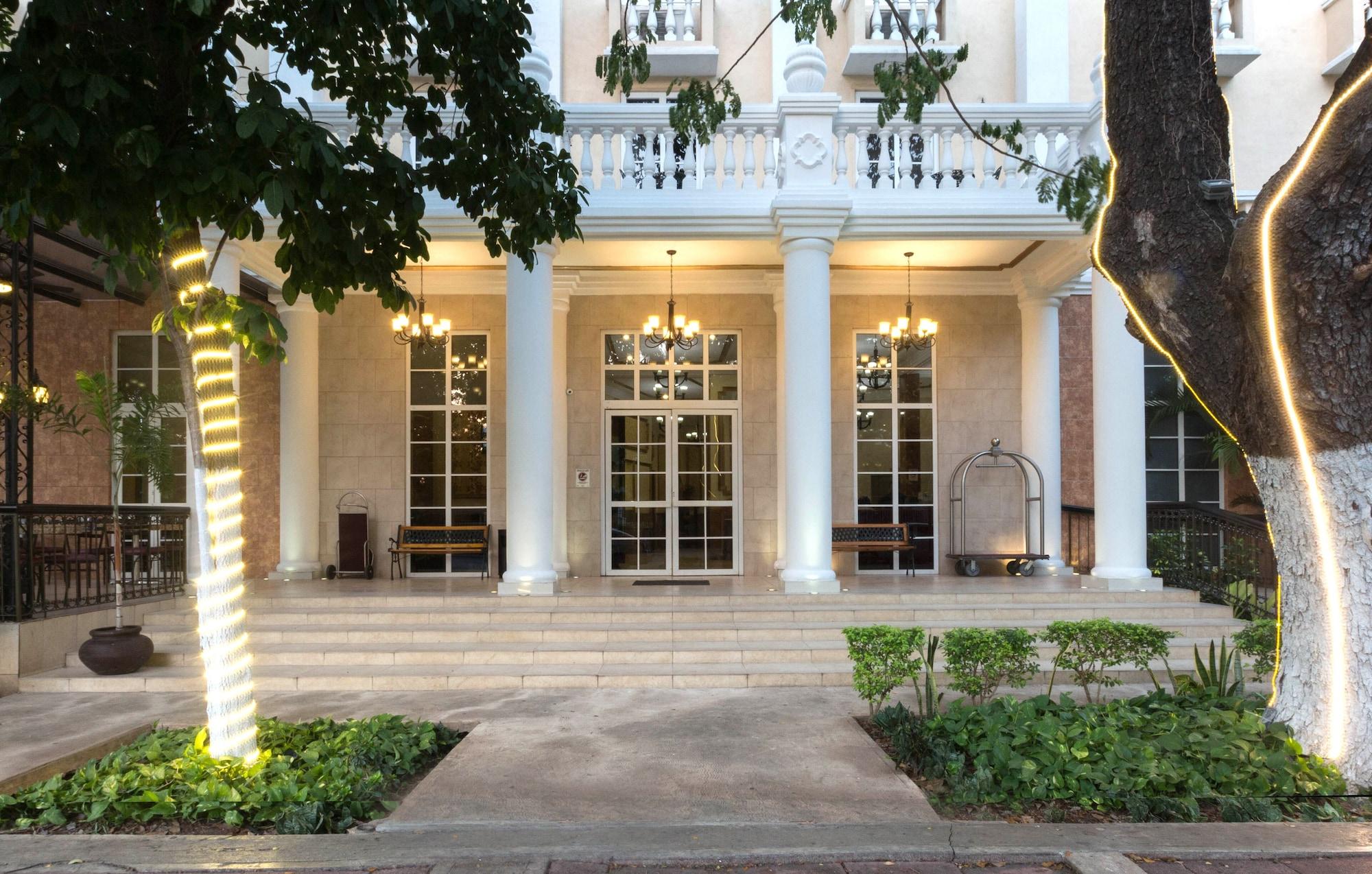 Variados (as) Hotel Victoria Merida