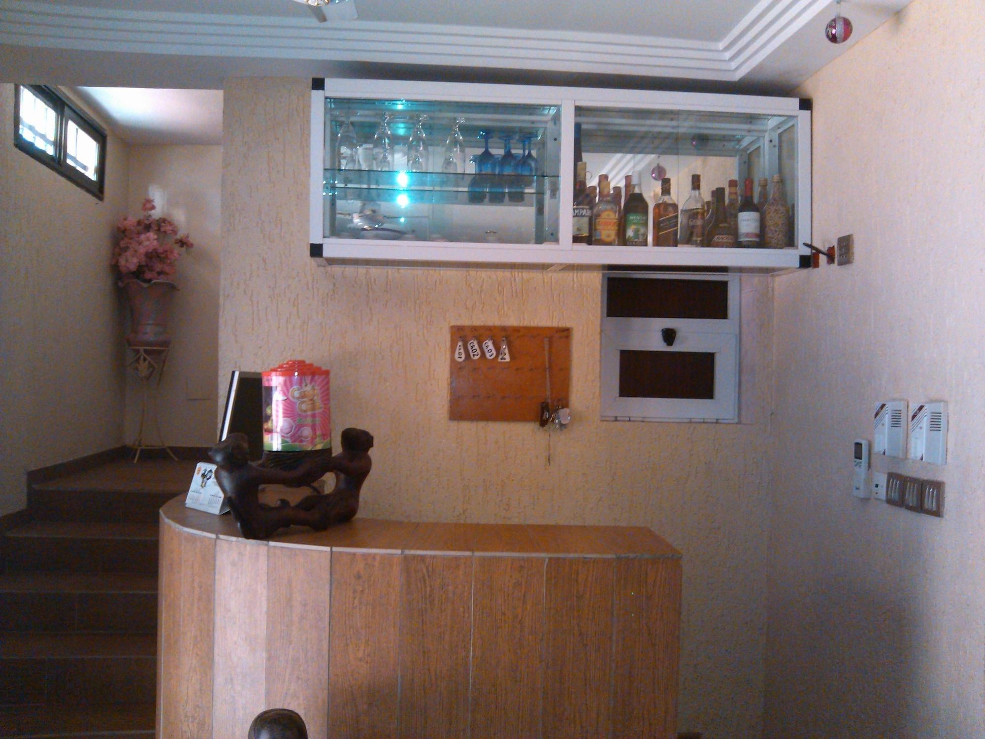 Vista Lobby Mary's Guest House