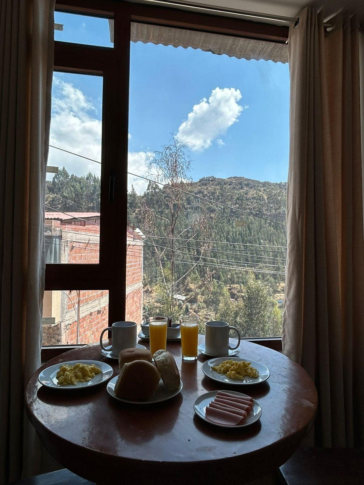 Restaurant JUAN PLACIDO Hospedaje