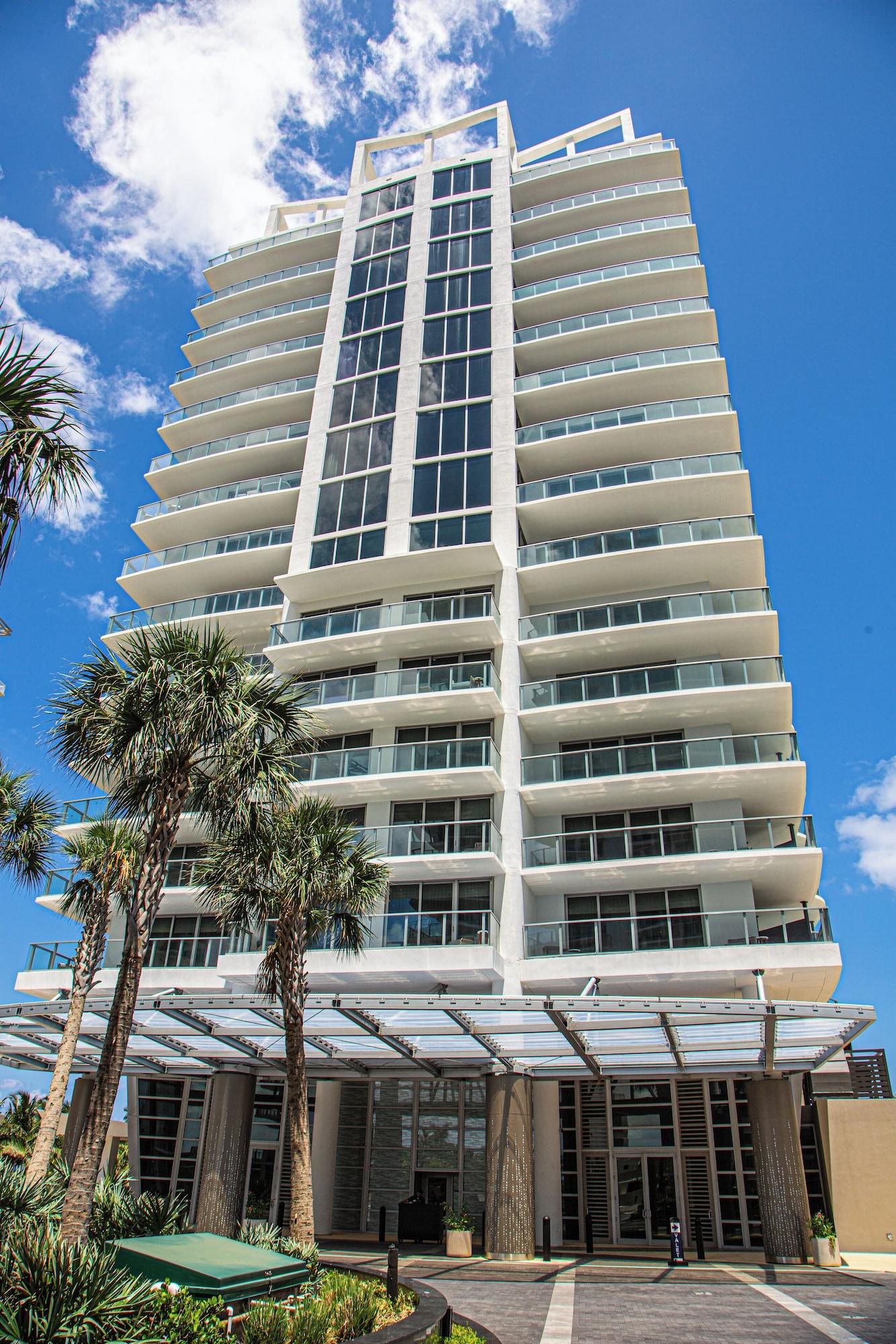 Vista Exterior Amrit Ocean Resort and Residences - Singer Island