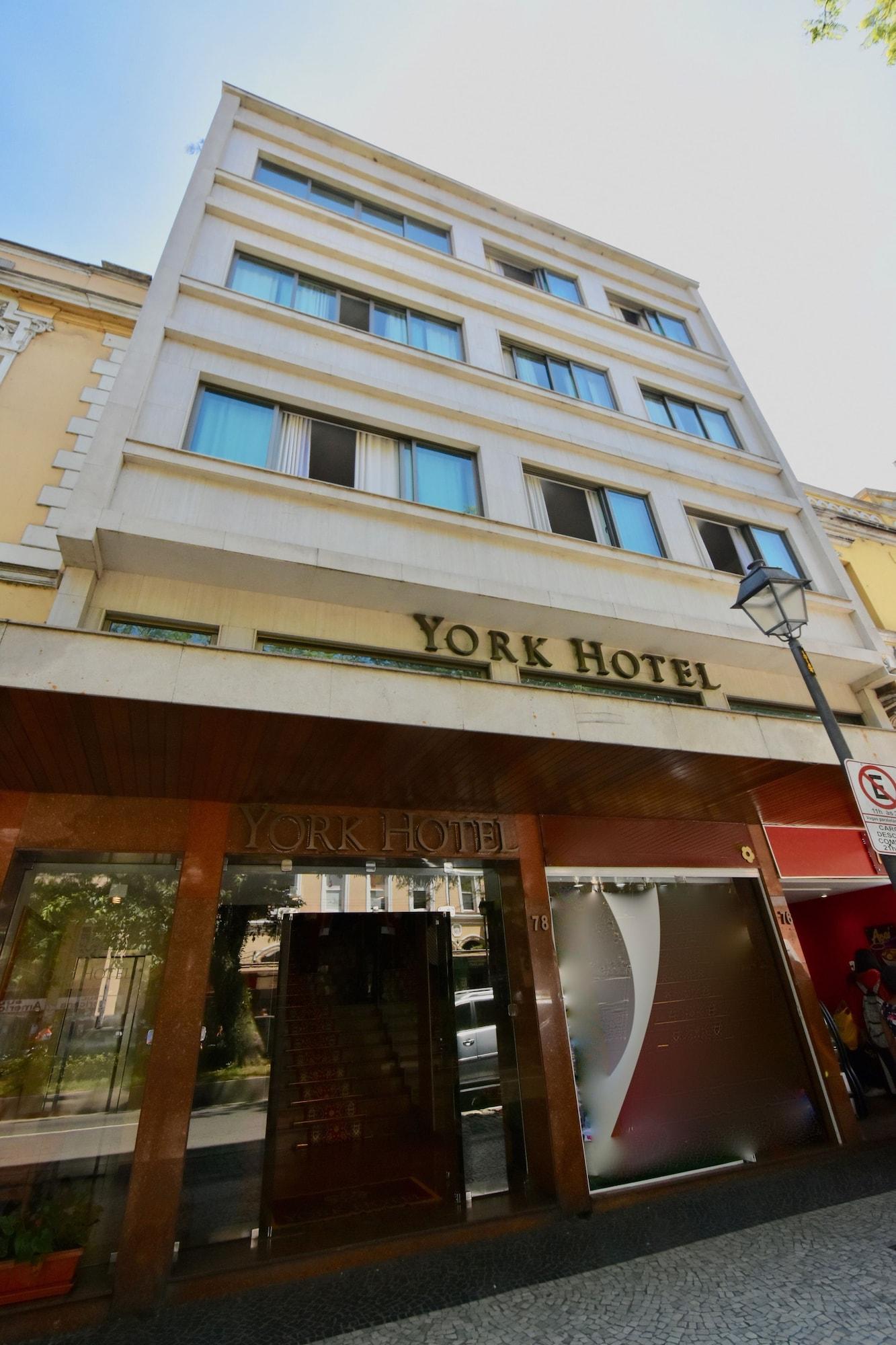 Vista Exterior Hotel York