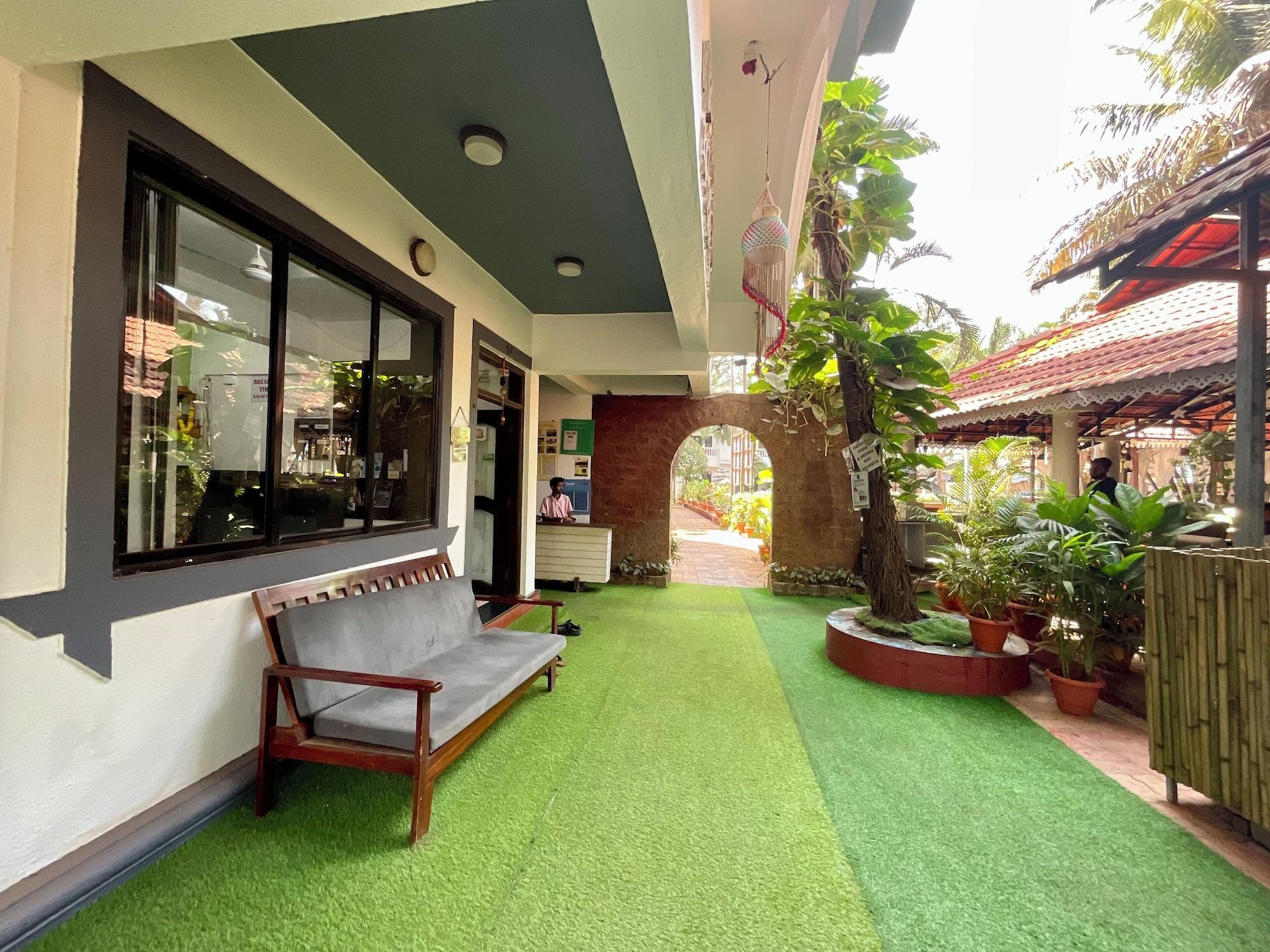 Vista Lobby Naga Cottages x One Light Stays