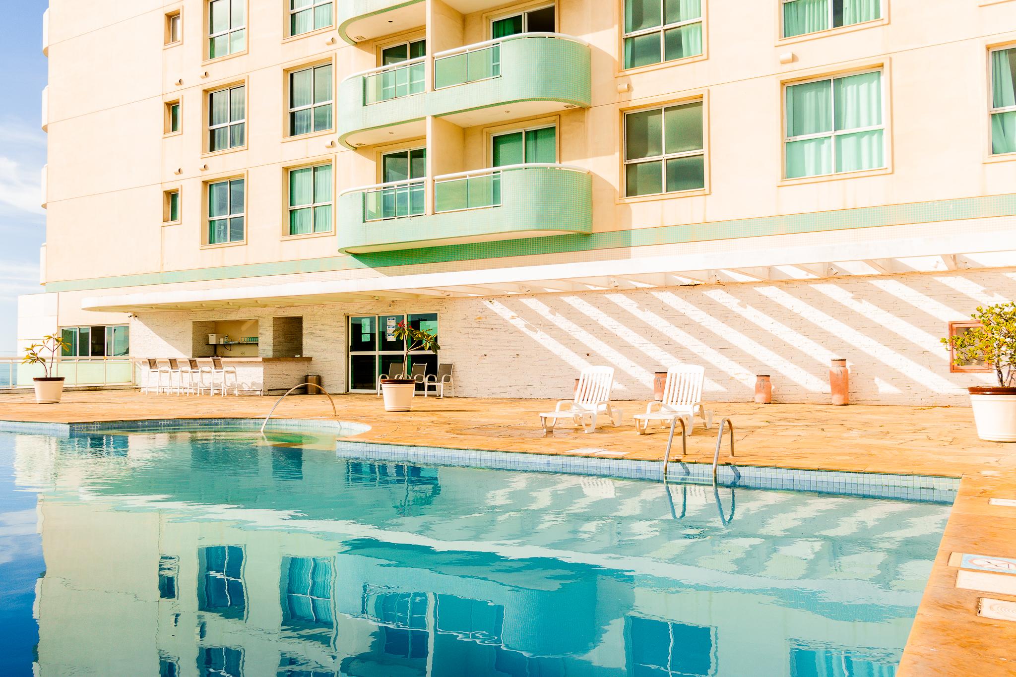 Vista Piscina Mercure Macae