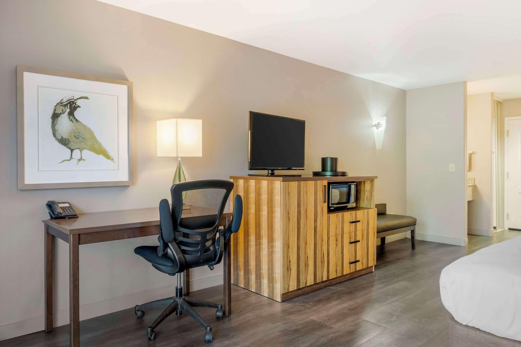Habitación Best Western Cedar Inn & Suites