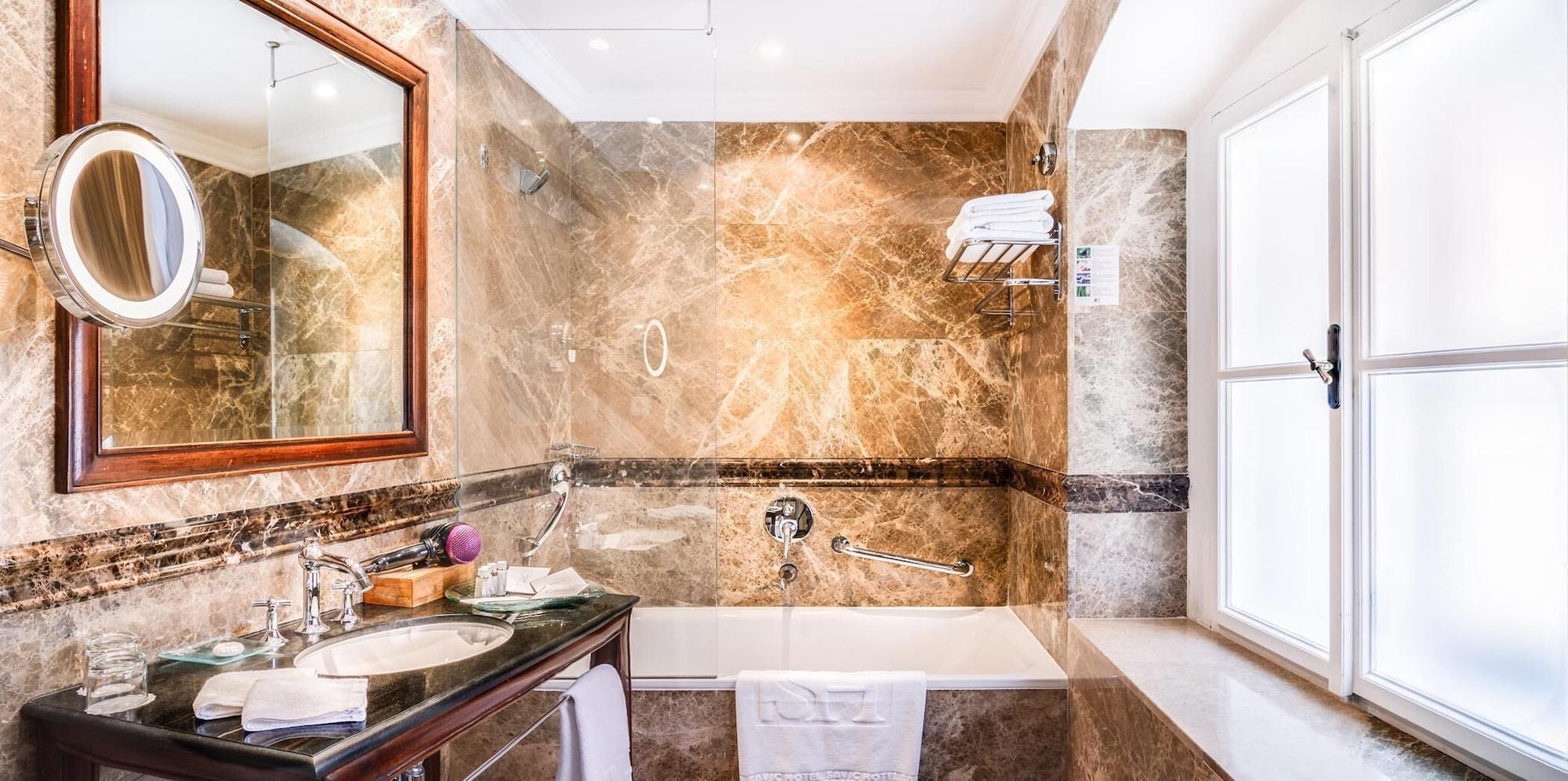 Equipamiento de Habitación The Dominican