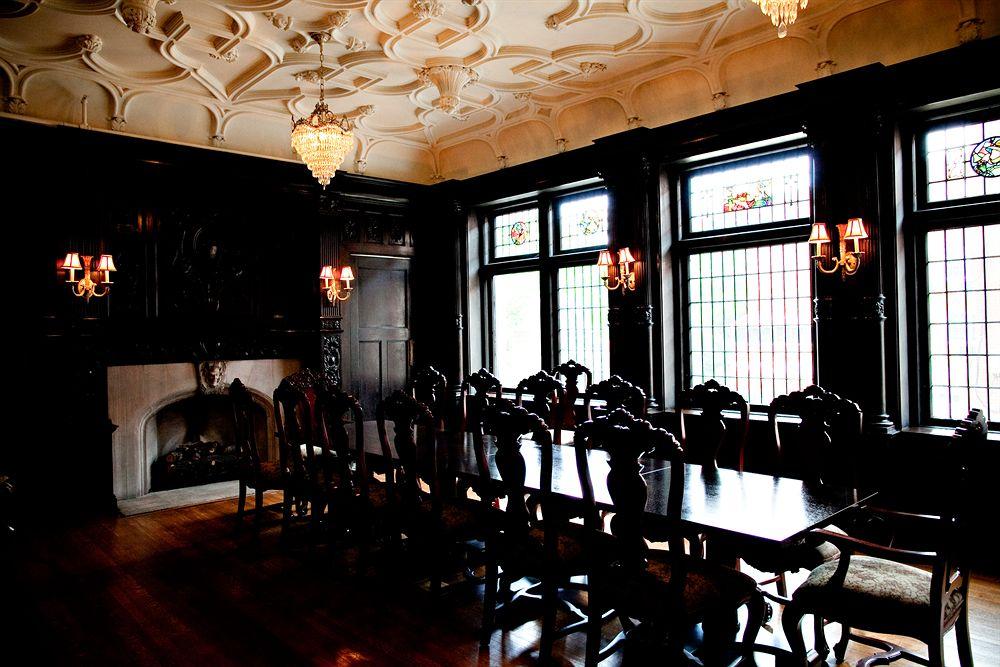 Sala de Reuniones Mansions on Fifth Hotel
