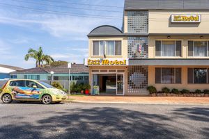 Alojamiento - Port Aloha Motel