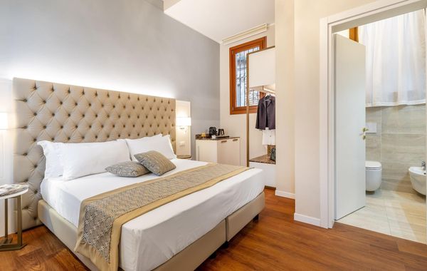 Residenza La Duchessa Deluxe Rooms