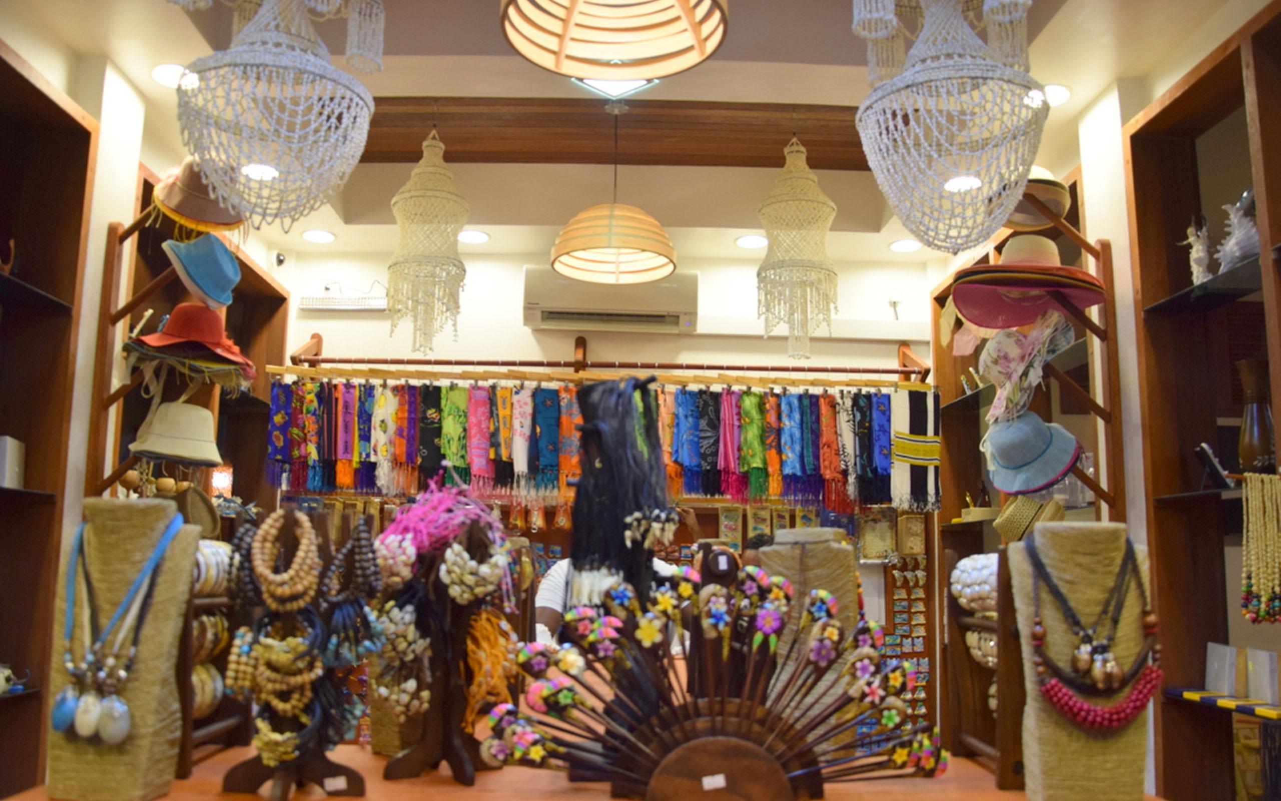 Vista Lobby Araamu Holidays & Spa