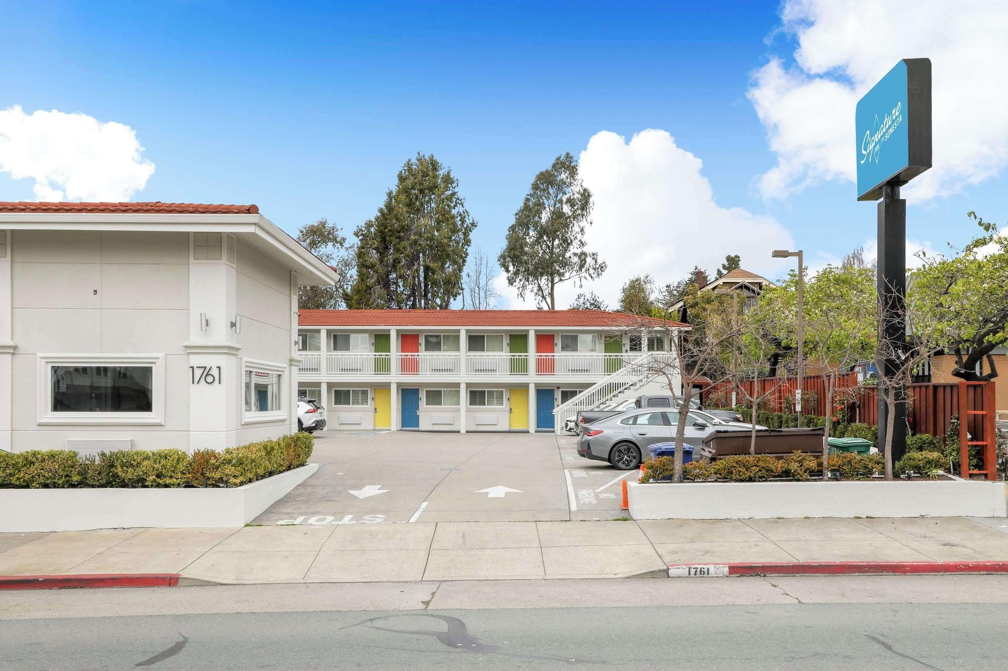 Vista Exterior Signature Inn Berkeley