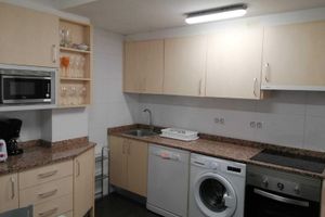 Alquiler Vacacional - Funcional Apartamento en Iturrama