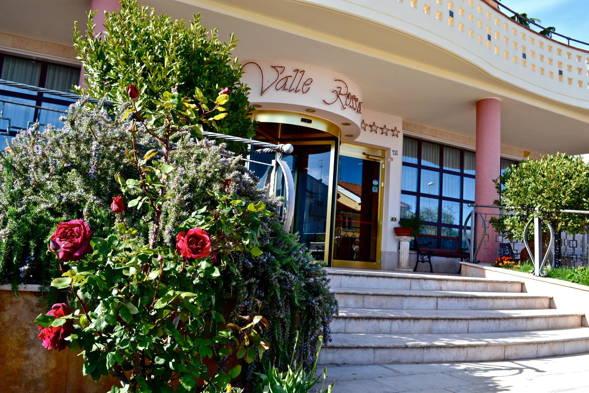 Vista Exterior Hotel Valle Rossa