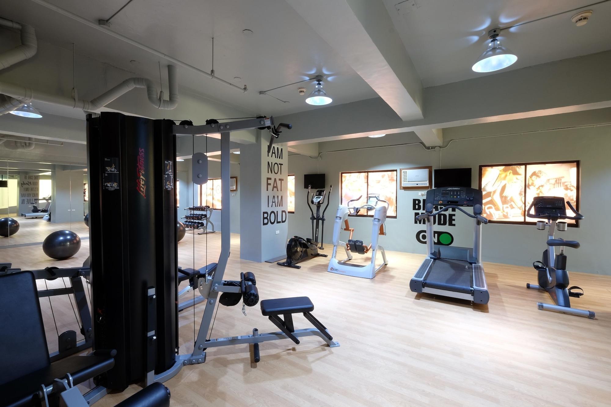 Gimnasio Golden Prince Hotel and Suites