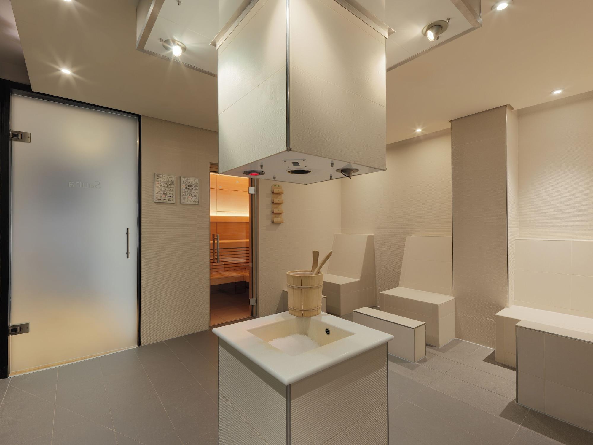 Spa H10 Berlin Ku'Damm