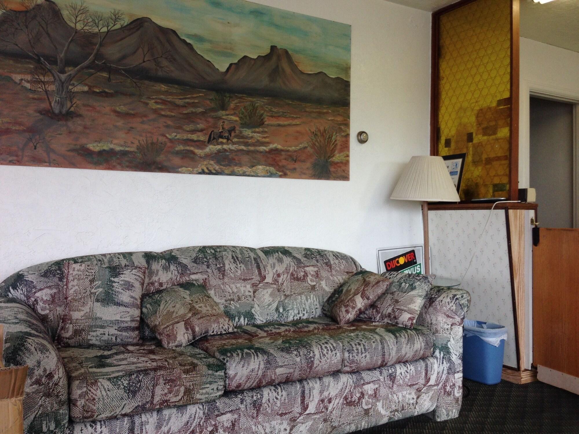Vista Lobby The Hub Motel