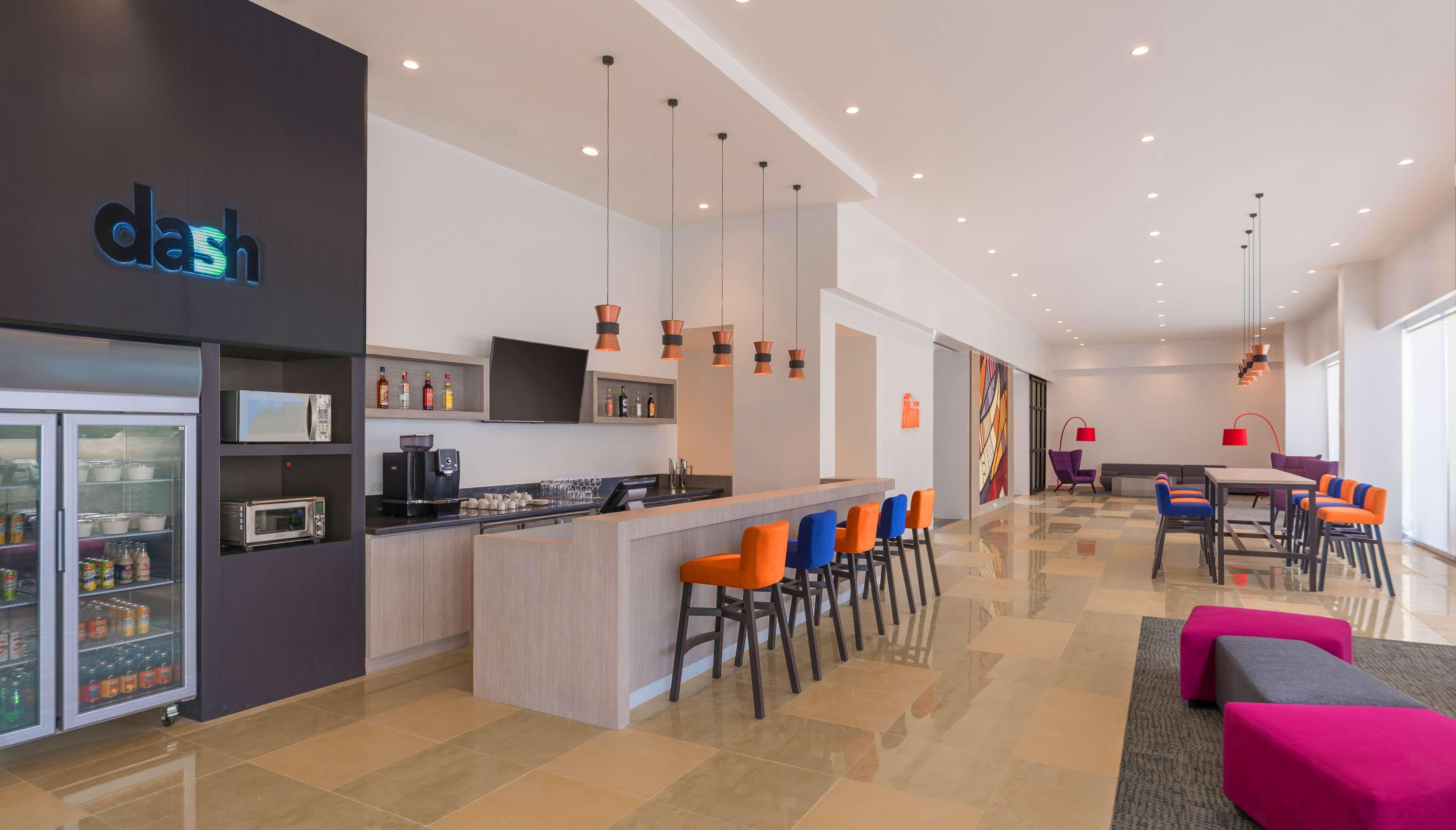 Restaurant Park Inn by Radisson Iloilo
