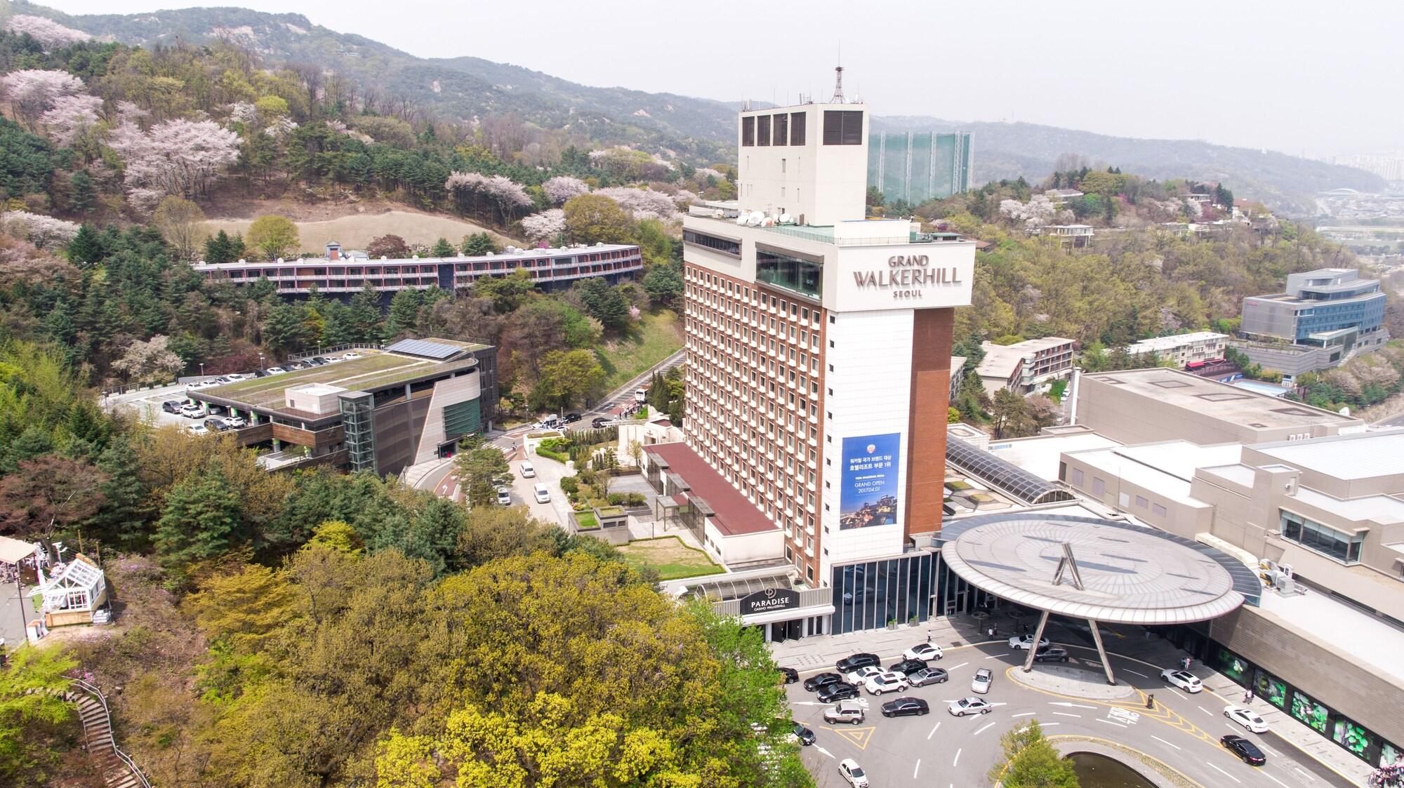 Vista Exterior Grand Walkerhill Seoul