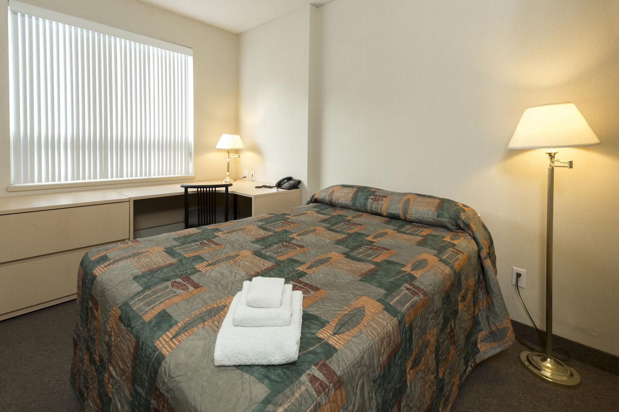 Habitación Residence & Conference Centre - Oshawa