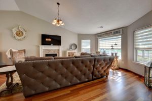 Alquiler Vacacional - Enchanting 3 BR, minutes from Winerys, Snow Sking, exhilarating Rafting Tours.