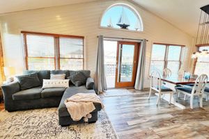 Alquiler Vacacional - OBX Home with Pool & Dual Views