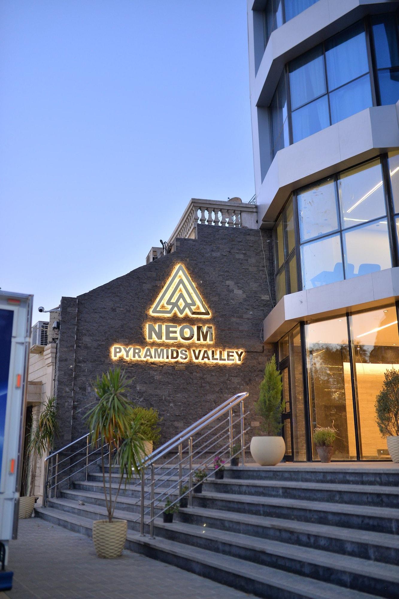 Vista Exterior Neom Pyramids Valley Boutique hotel