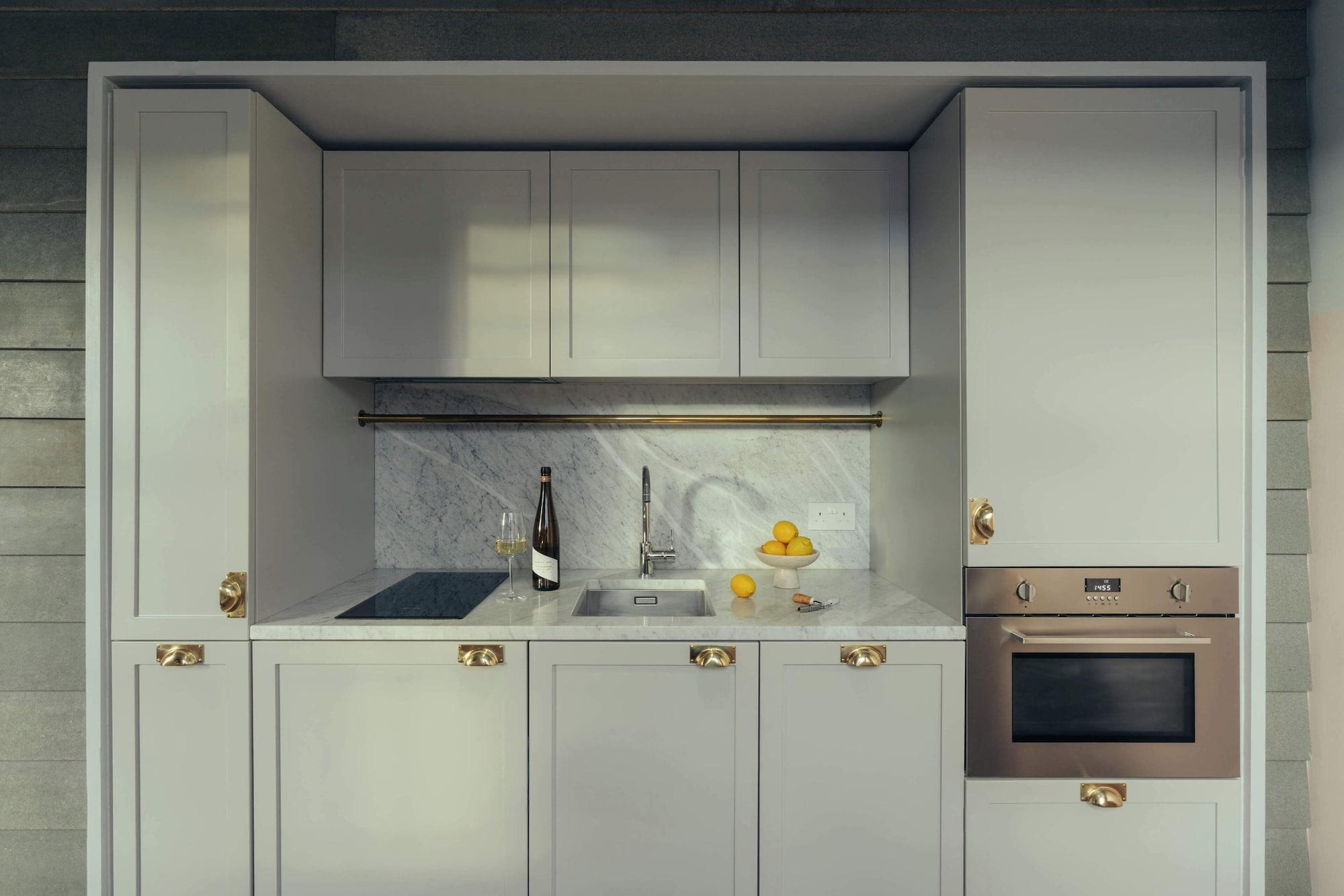 Equipamiento de Habitación Eden Locke