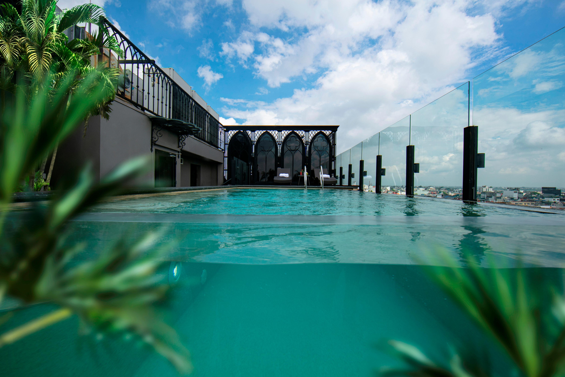 Vista Piscina Le Chanvre Hanoi Hotel & Spa