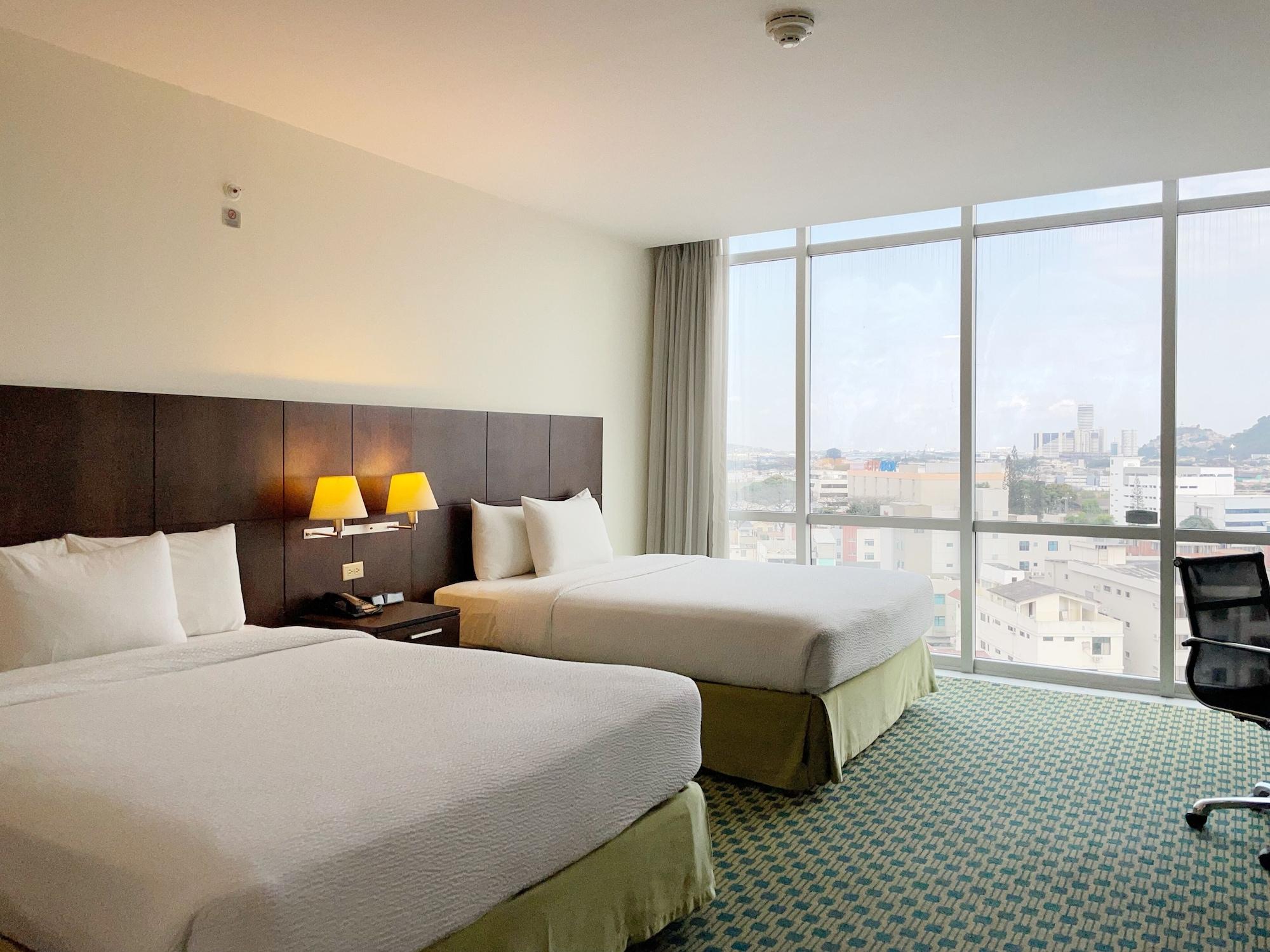 Habitación Courtyard by Marriott Guayaquil