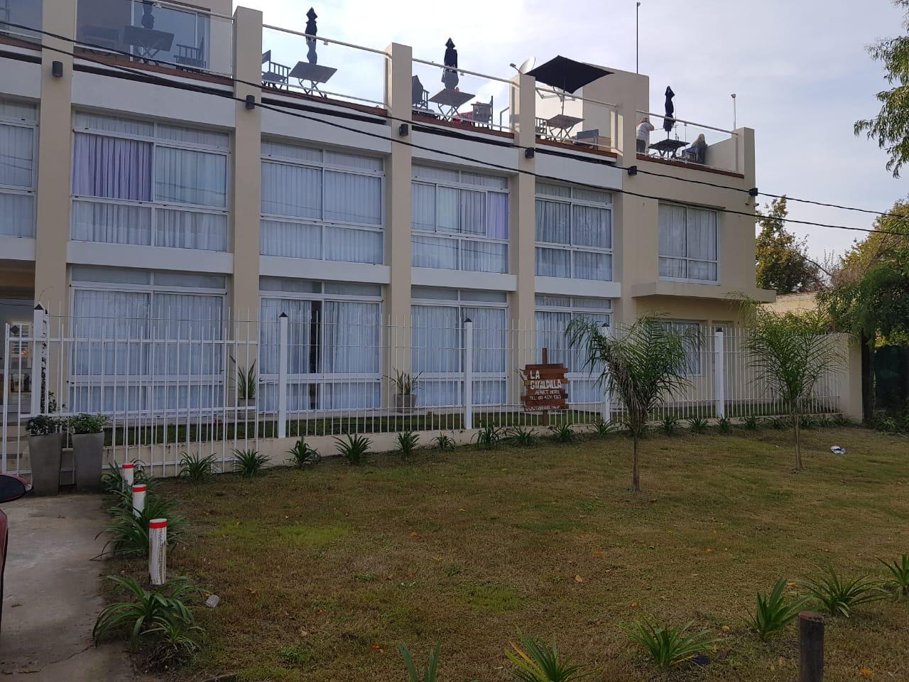 Vista Exterior Apart Hotel La Giraldilla