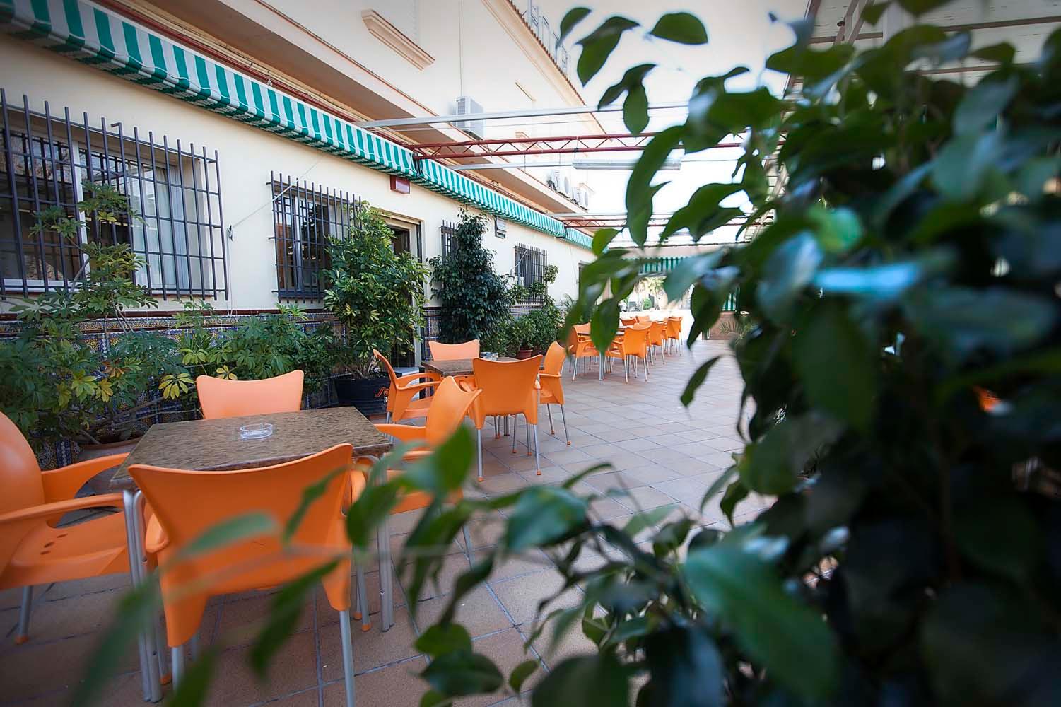 Varios Catalan Hotel