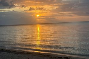Alquiler Vacacional - Casa Melville Beach Front Property, Glistening waters, Relaxation to the Max!