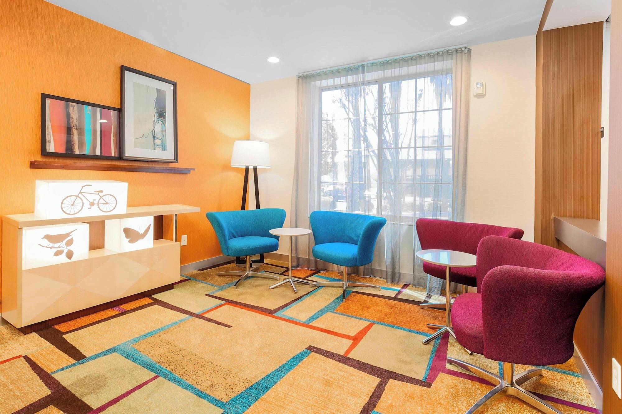 Vista Lobby Fairfield Inn & Suites Temecula by Marriott