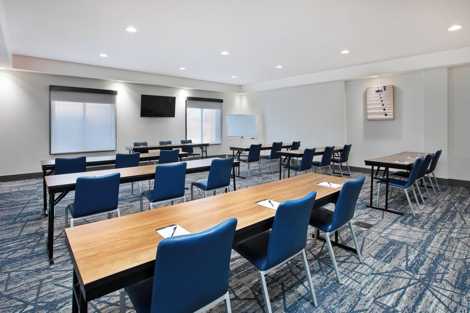 Sala de Reuniones Holiday Inn Express & Suites Duncan by IHG