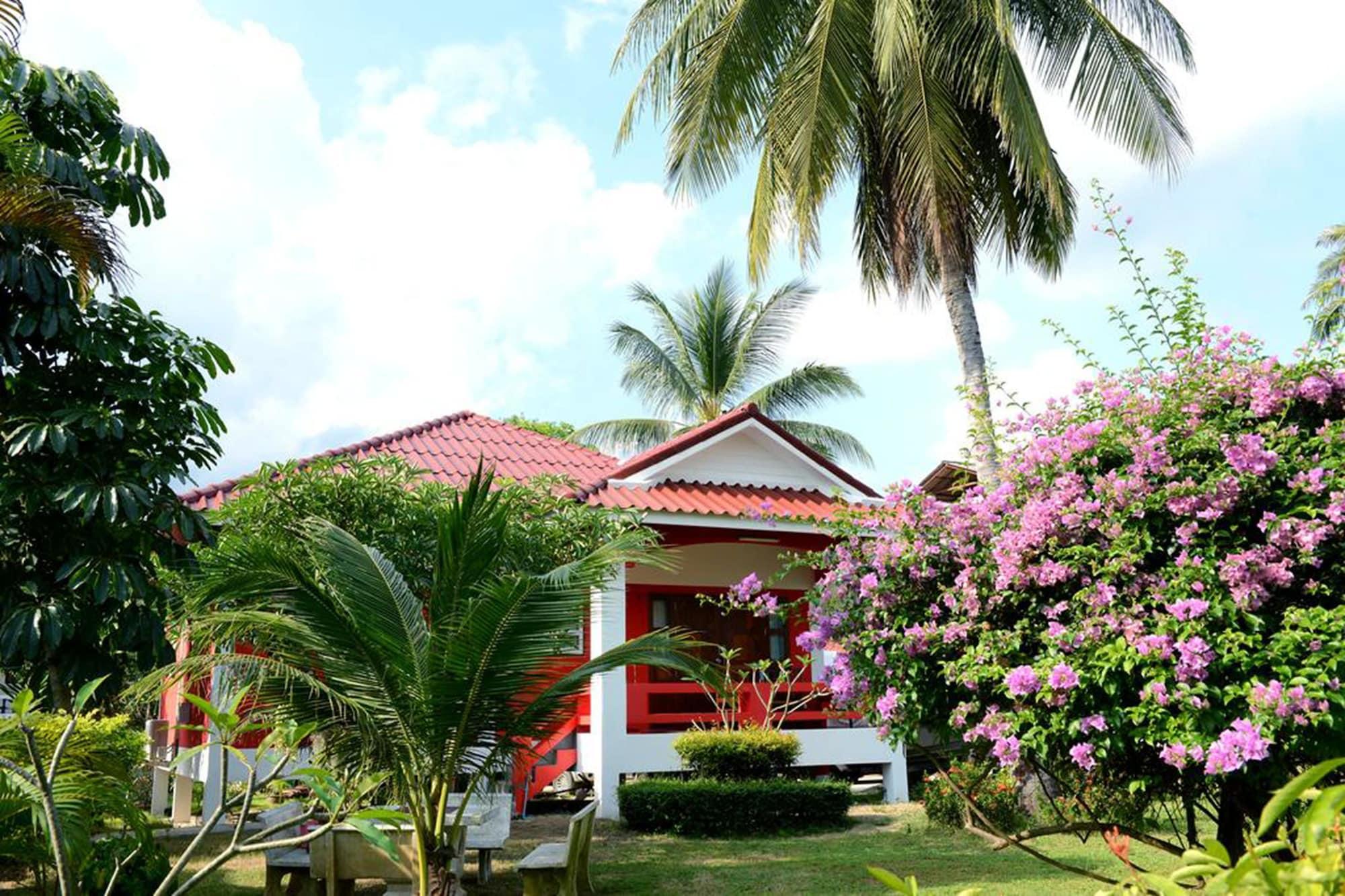 Vista Exterior New Sunrise Village Maenam Beach
