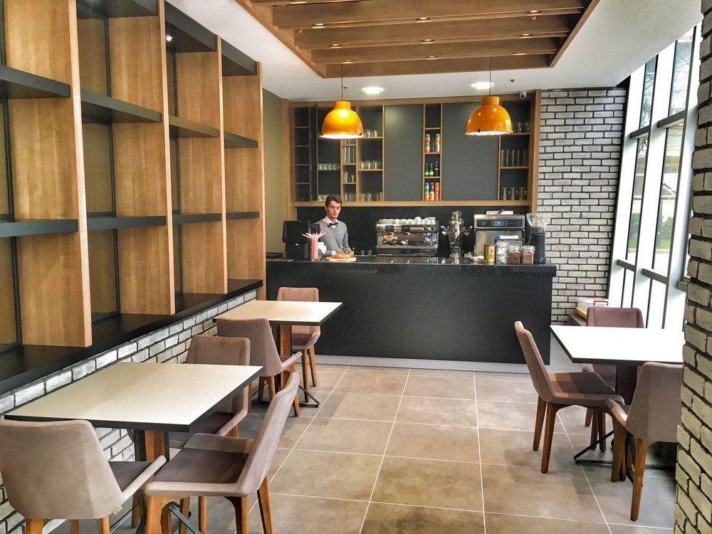 Restaurant Mac Hotel Vazo Kule