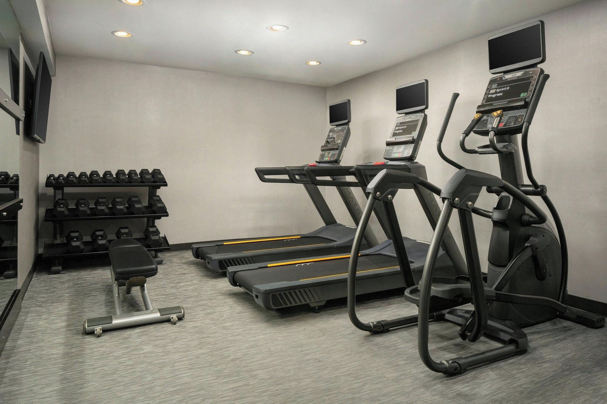 Gimnasio Courtyard by Marriott Hartford Cromwell