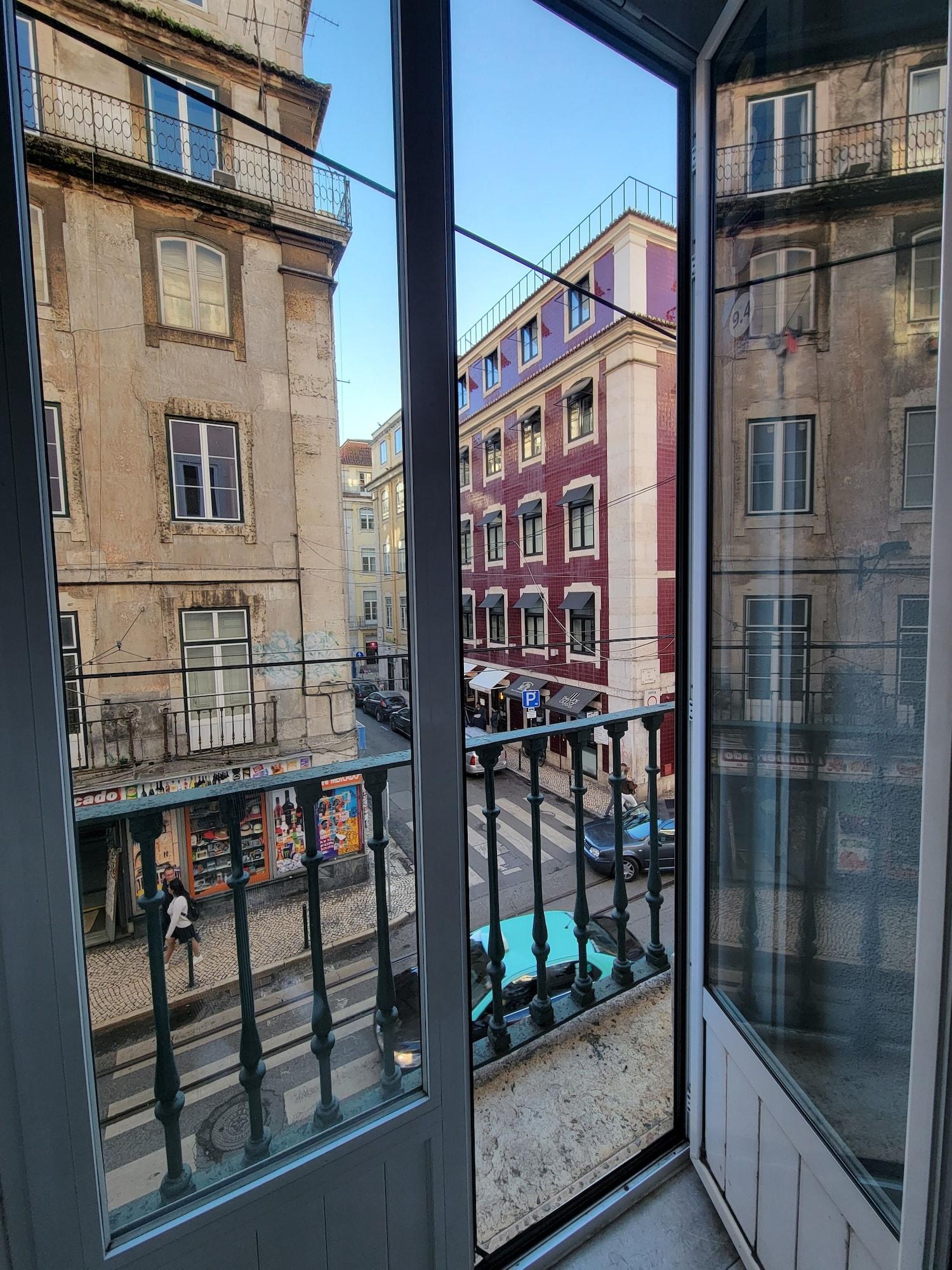 Varios Boho Guesthouse - Rooms & Apartments