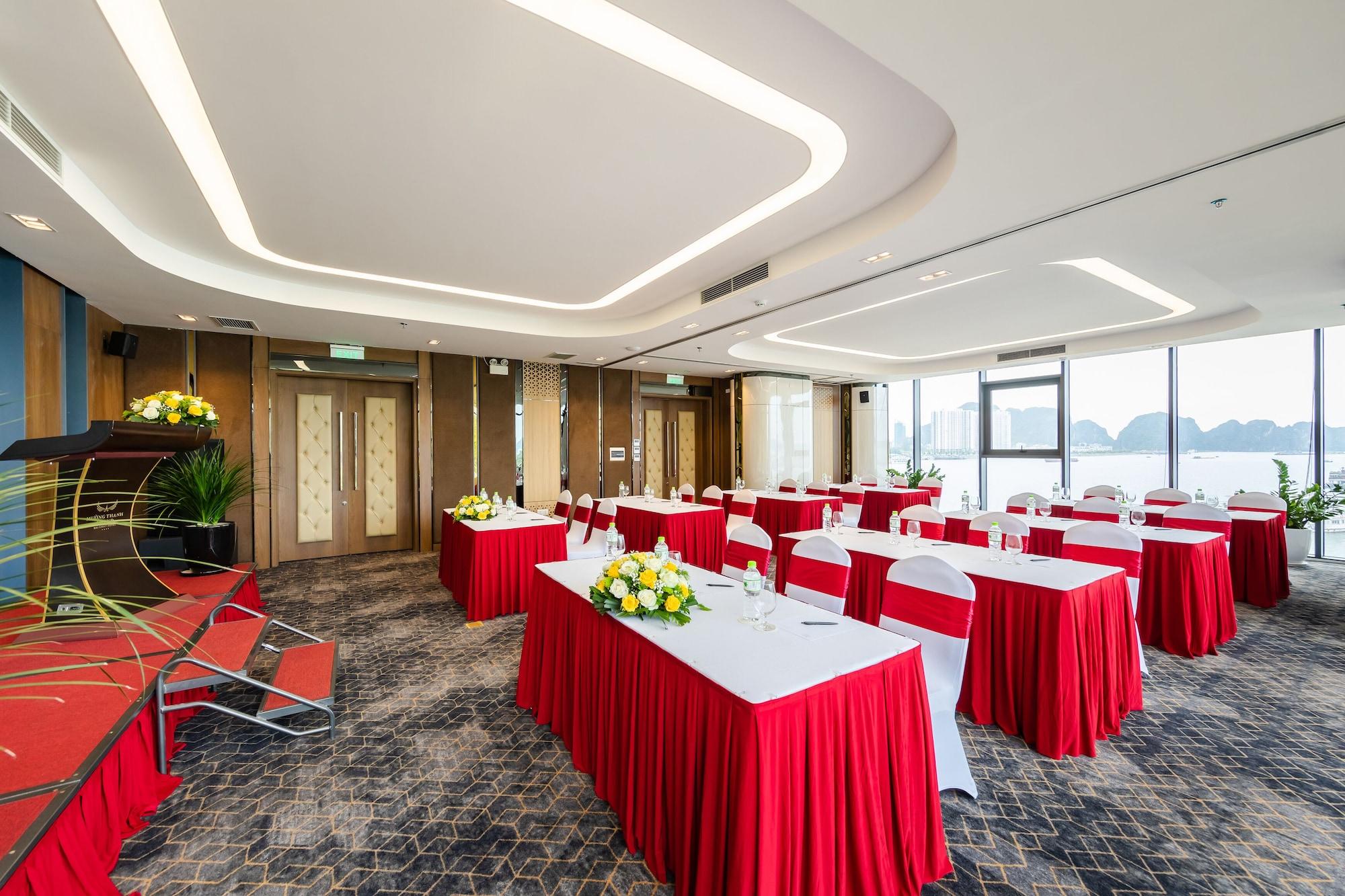 Sala de Reuniones Muong Thanh Grand Bai Chay Hotel