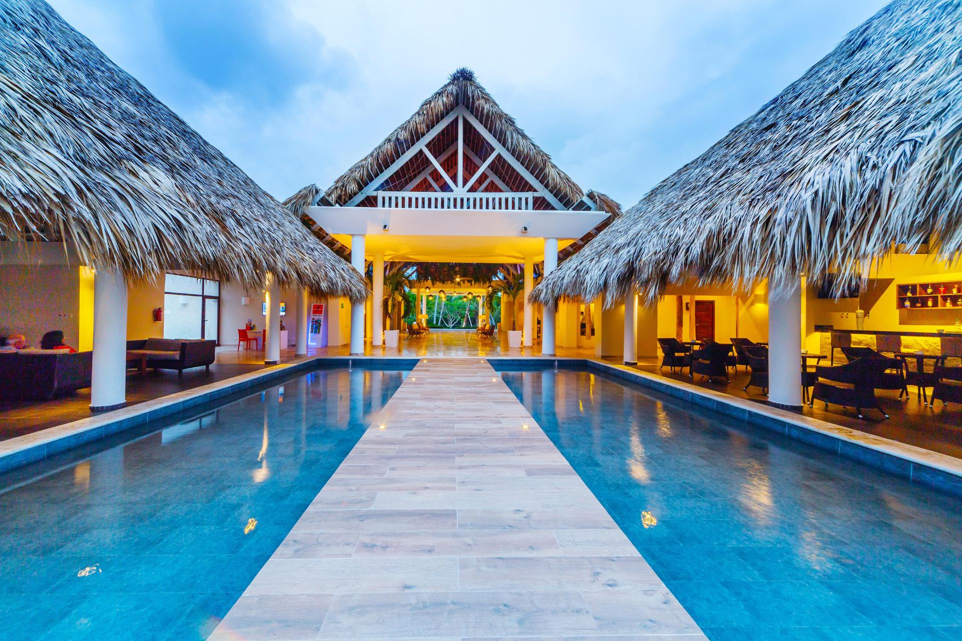 Vista Exterior Le Sivory Punta Cana By PortBlue Boutique
