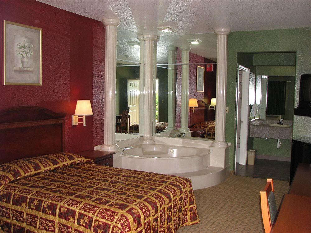 Varios Budget Inn