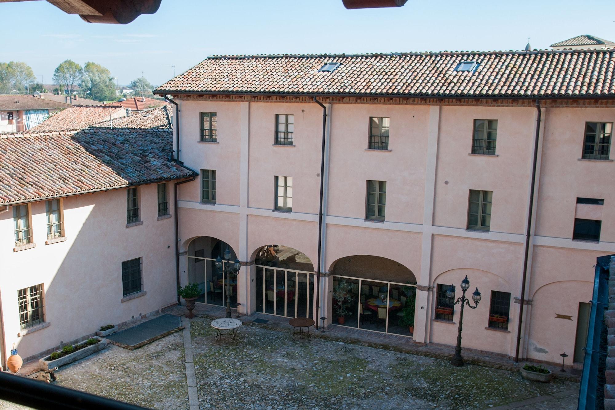 Vista Exterior La Tavola Rotonda