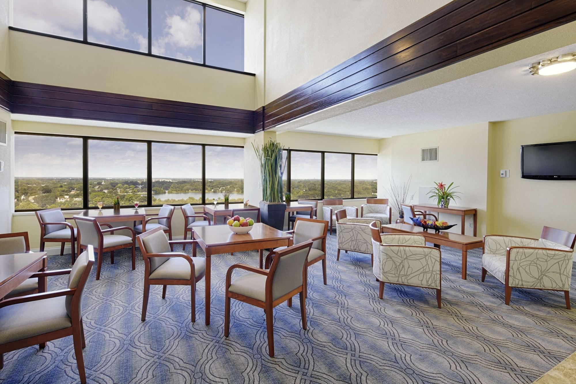Bar/Salón DoubleTree by Hilton Hotel Orlando Downtown