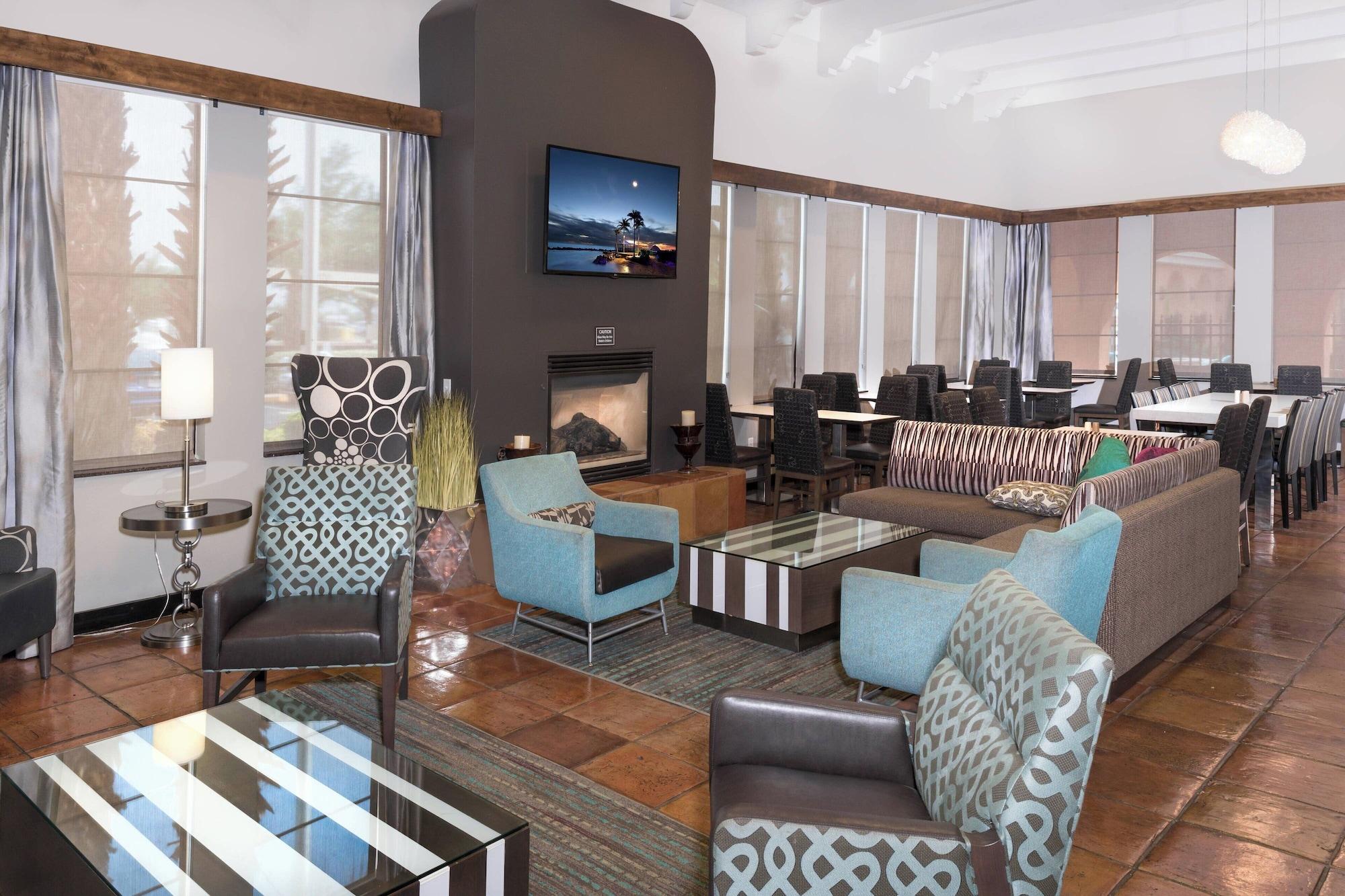 Vista Lobby Residence Inn by Marriott Laredo Del Mar