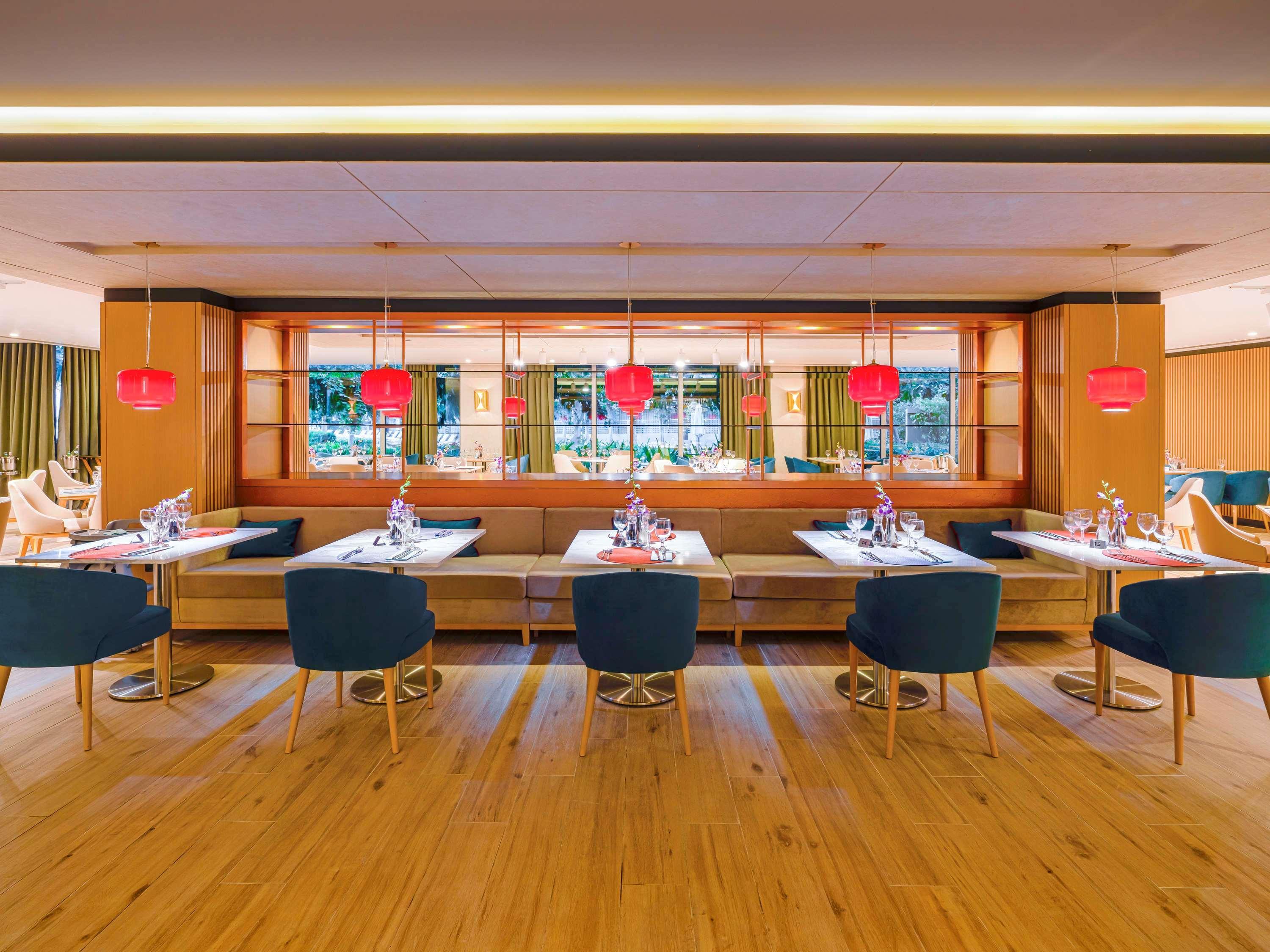 Restaurant Rixos The Palm Luxury Suite Collection